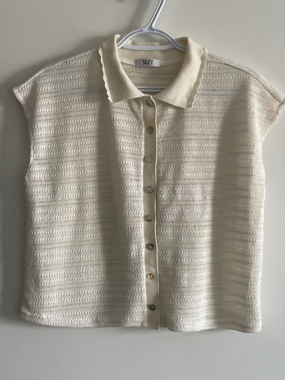 Suzy Shier Pointelle Open-Knit Sleeveless Button Down Polo Cardi Sweater Medium
